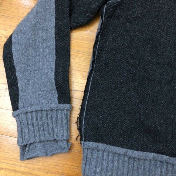 Dolce & Gabbana Men's 85% Virgin Wool Size 50/L Gray Factory Distressed Sweater - Picture 8 of 16